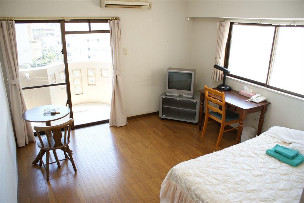 Ferienwohnung Weekly Harbourview Mansion Main Building Naha Exterior foto