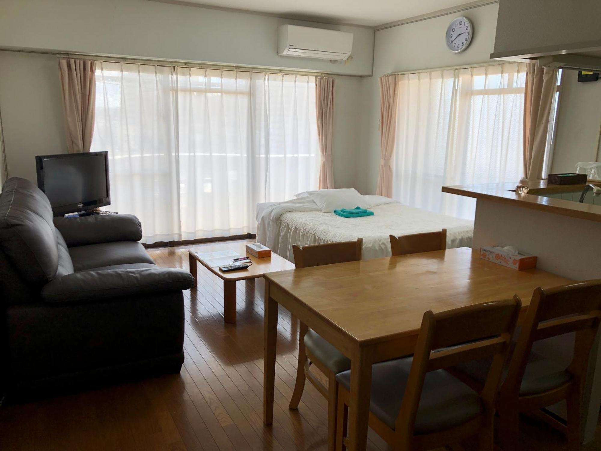 Ferienwohnung Weekly Harbourview Mansion Main Building Naha Exterior foto